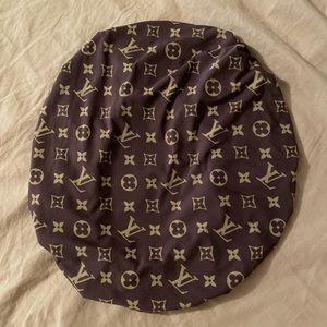 Woman’s Fashion Bonnet